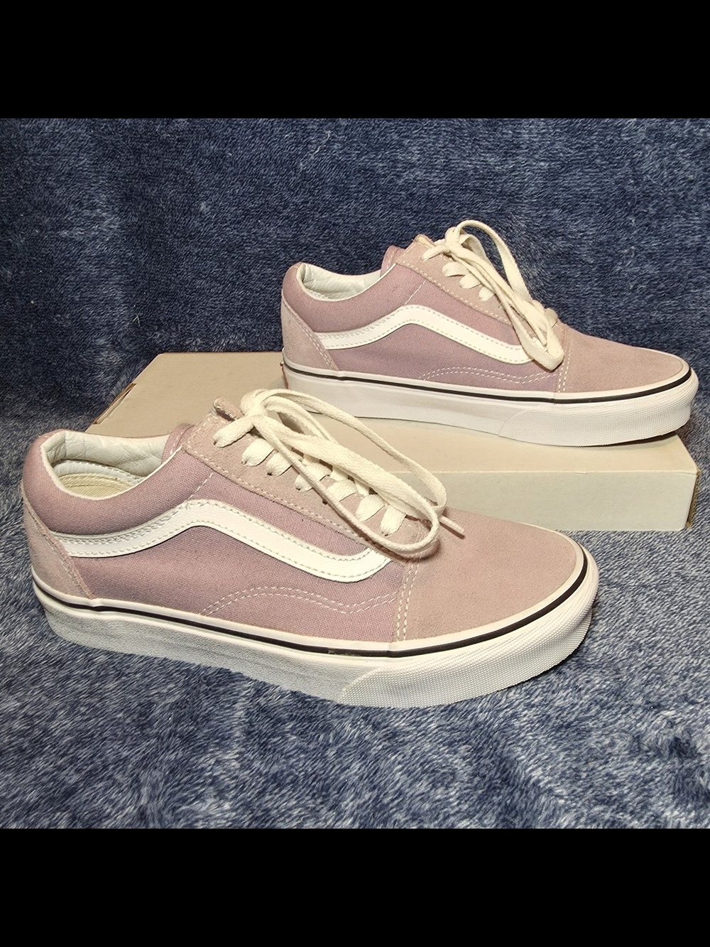 Vans Old Skool Sneakers in Dusty Pink and White - Picture 2 of 7